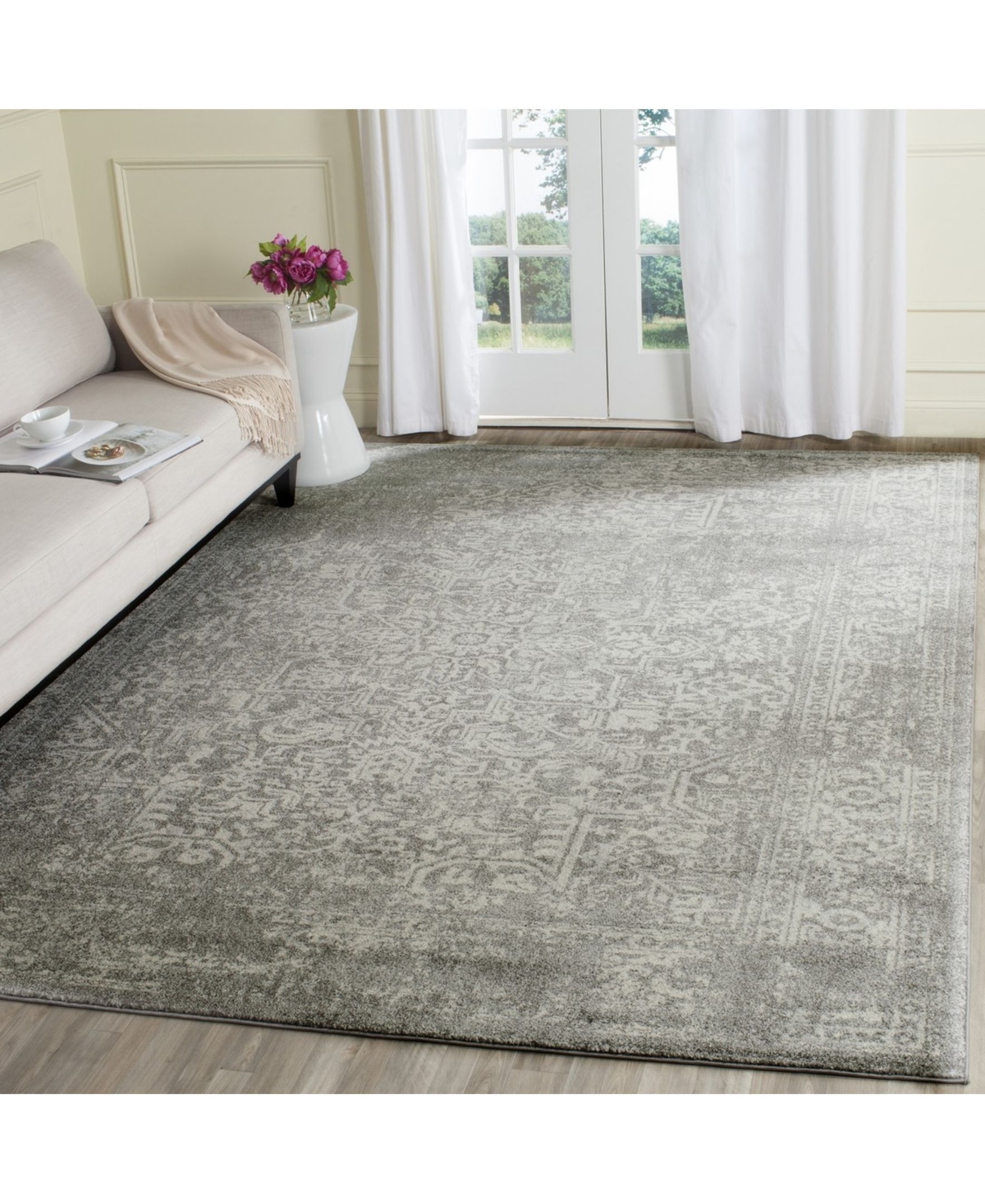 Safavieh Evoke Silver and Ivory 11' x 15' Area Rug - Silver