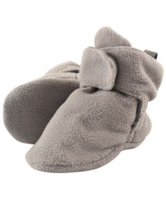 luvable friends fleece booties
