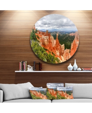 Design Art Designart 'bryce Canyon National Park' Landscape Round Circle Metal Wall Art In Multicolor