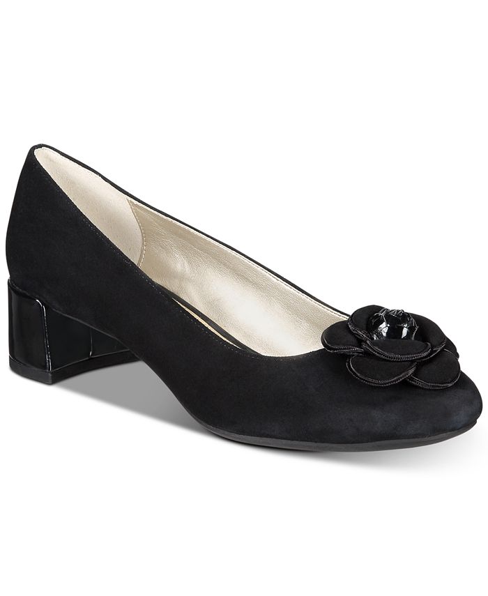 Anne klein hira pump hotsell