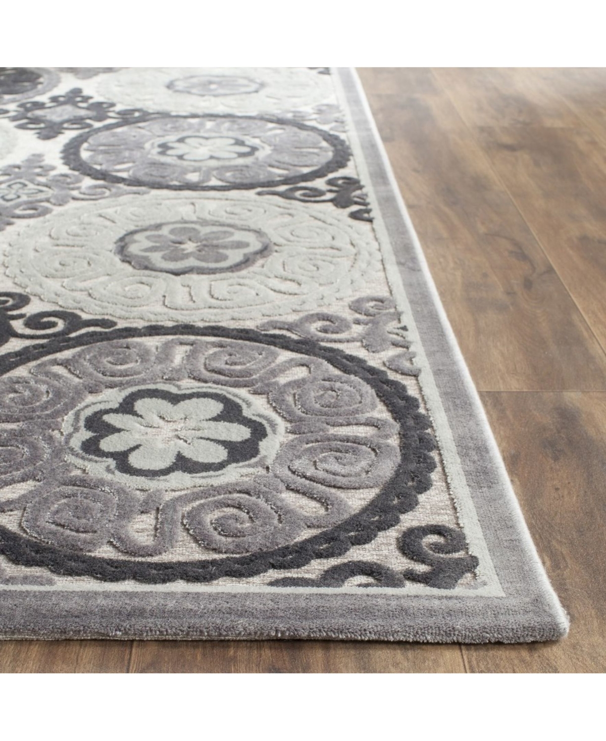 Safavieh Paradise PAR645 Light Gray and Dark Gray 5'1