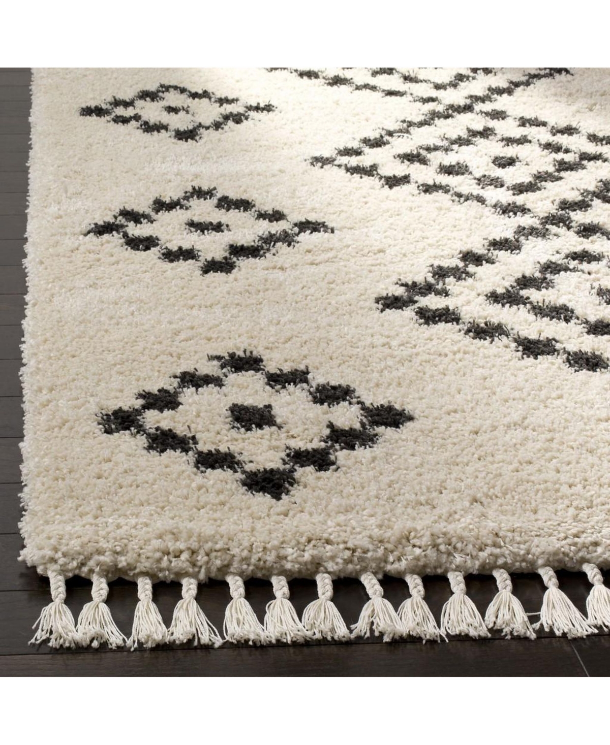 Safavieh Moroccan Fringe Shag MFG246and Charcoal X Area Rug - Cream