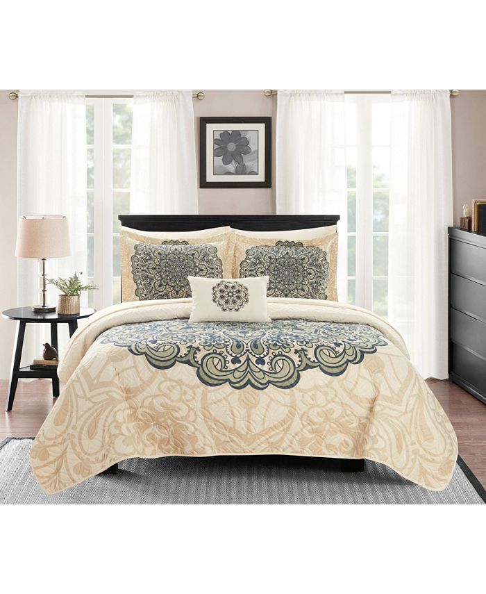 Chic Home - Raina 8 Piece Queen Bed in a Bag Quilt Set