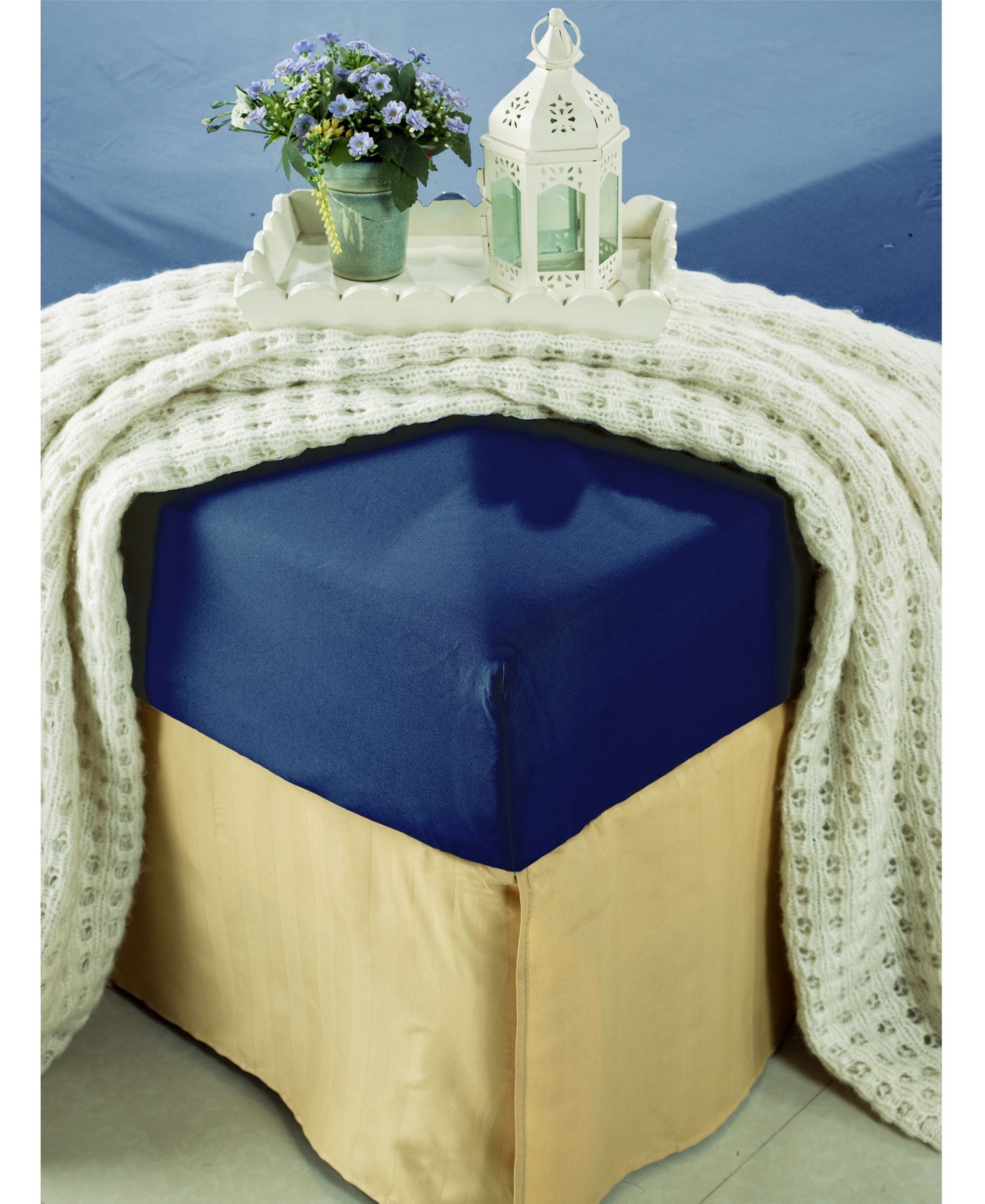 Elegant Comfort Silky Soft Fitted Sheet, Queen