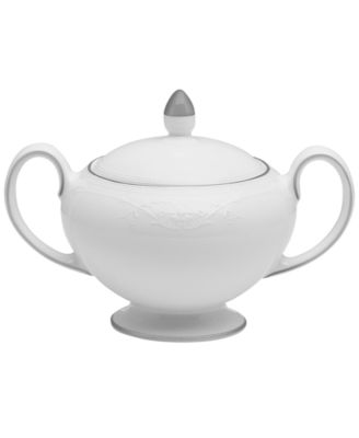 Wedgwood - English Lace Covered Sugar Bowl