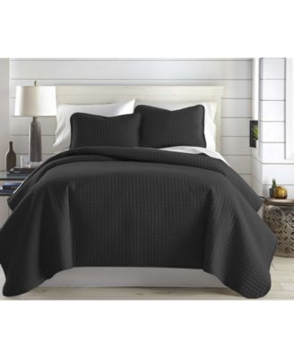 Photo 1 of Southshore Fine Linens Oversized Solid 3 Piece Quilt and Sham Set. This Oversized Lightweight Quilt and Sham Set is a bedding must-have. Versatile, it works with any style. Ultra-Soft and comfortable this quilt will not disappoint you. Set includes one Qu