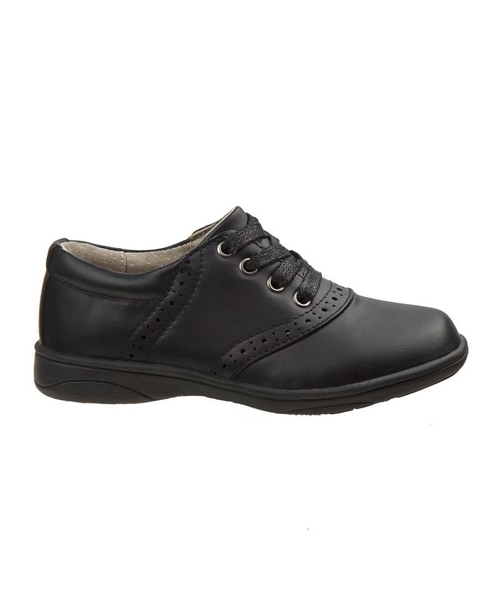 Macys best sale school shoes