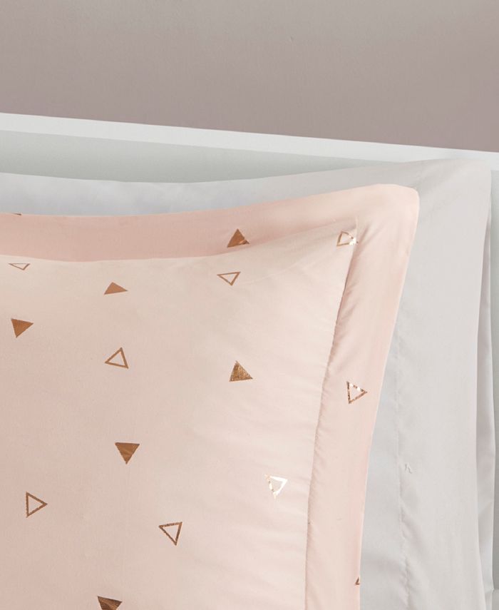 Intelligent Design CLOSEOUT! Zoey Twin/Twin XL 4Pc. Metallic Triangle Print Duvet Cover Set