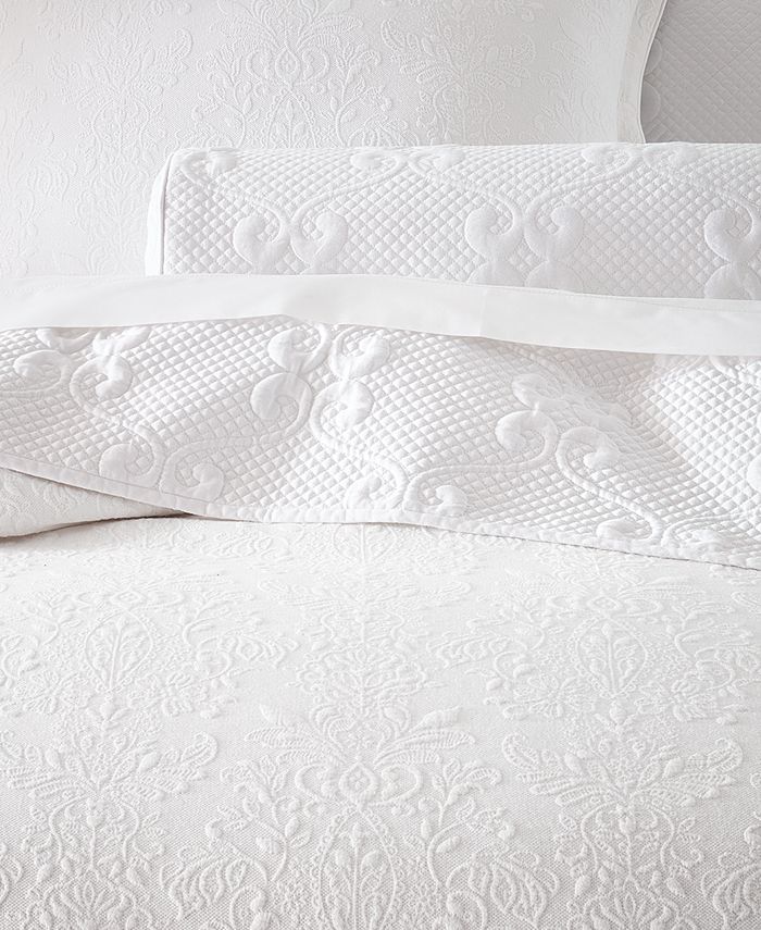 Hotel Collection Classic Matelassé Duvet Cover, Full/Queen, Created for