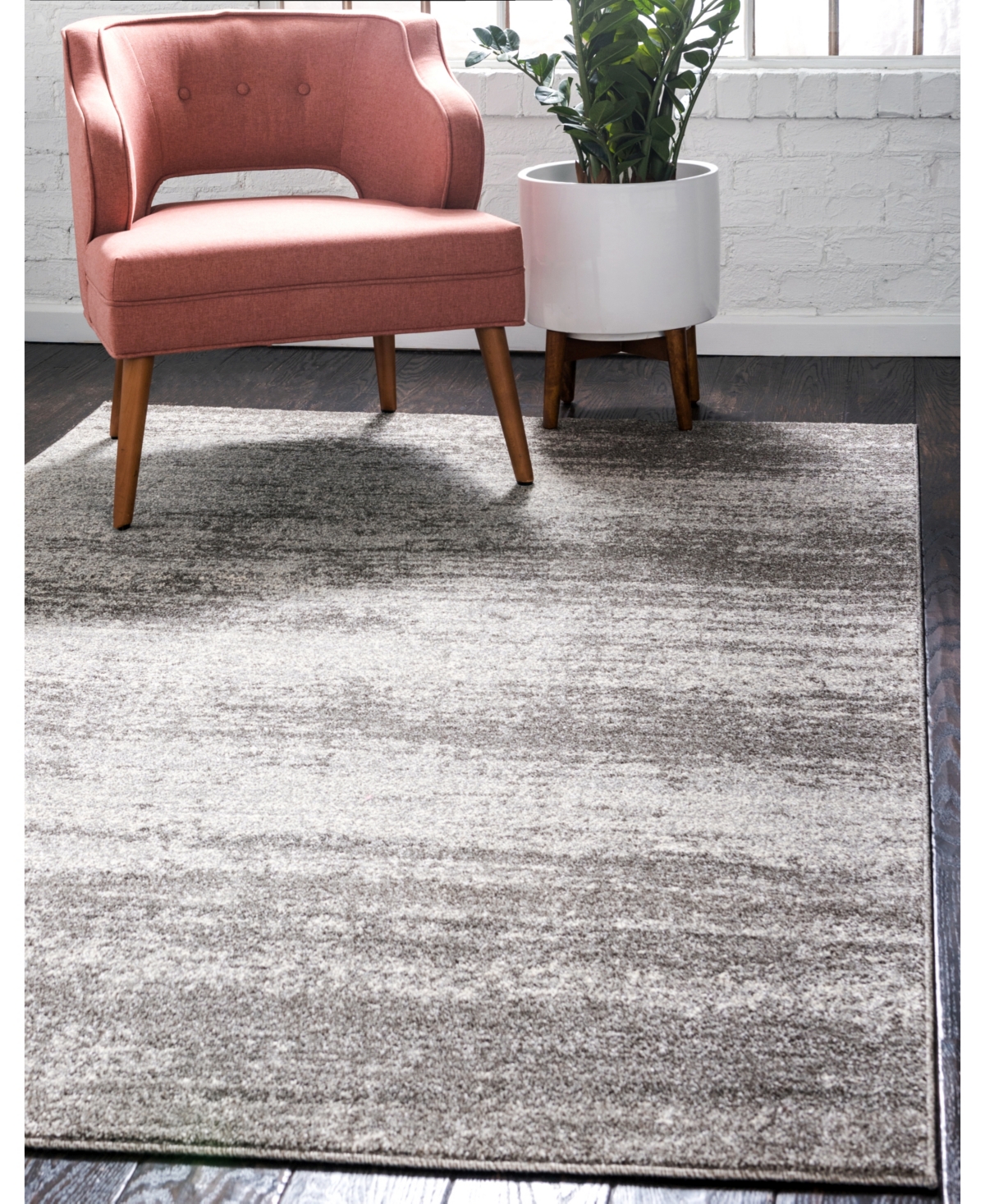 Bayshore Home Lyon Lyo3 9' x 12' Area Rug