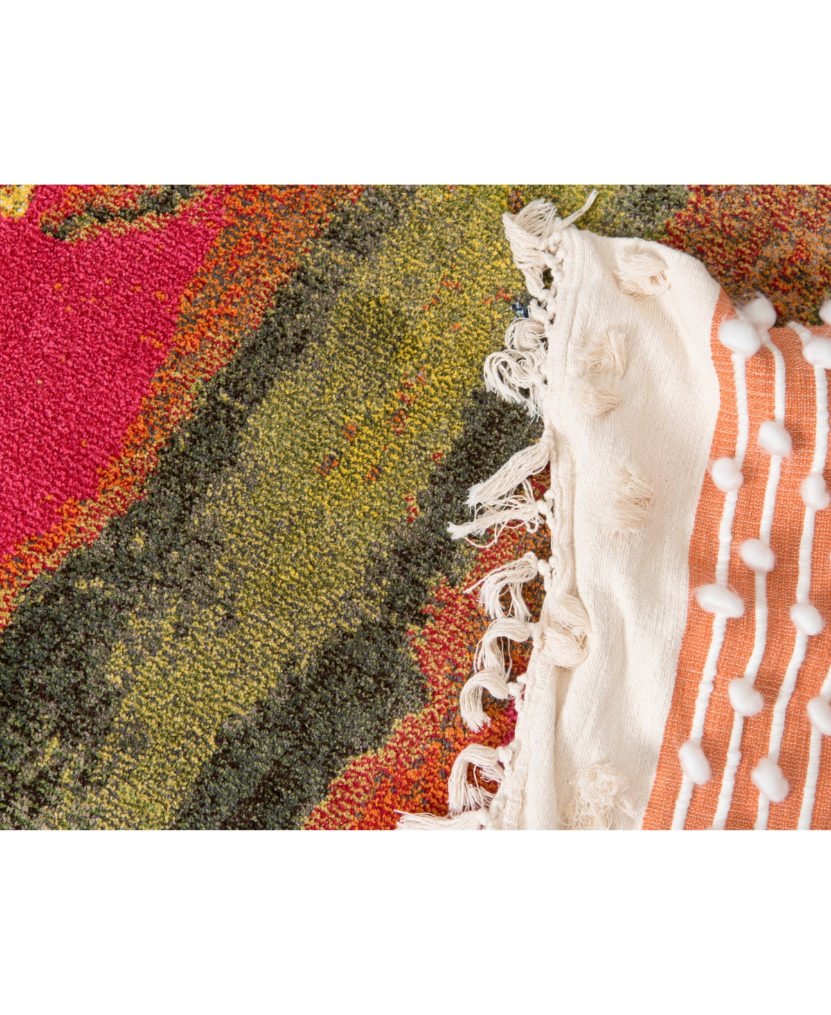 Bayshore Home Newwolf New210' Area Rug - Multi