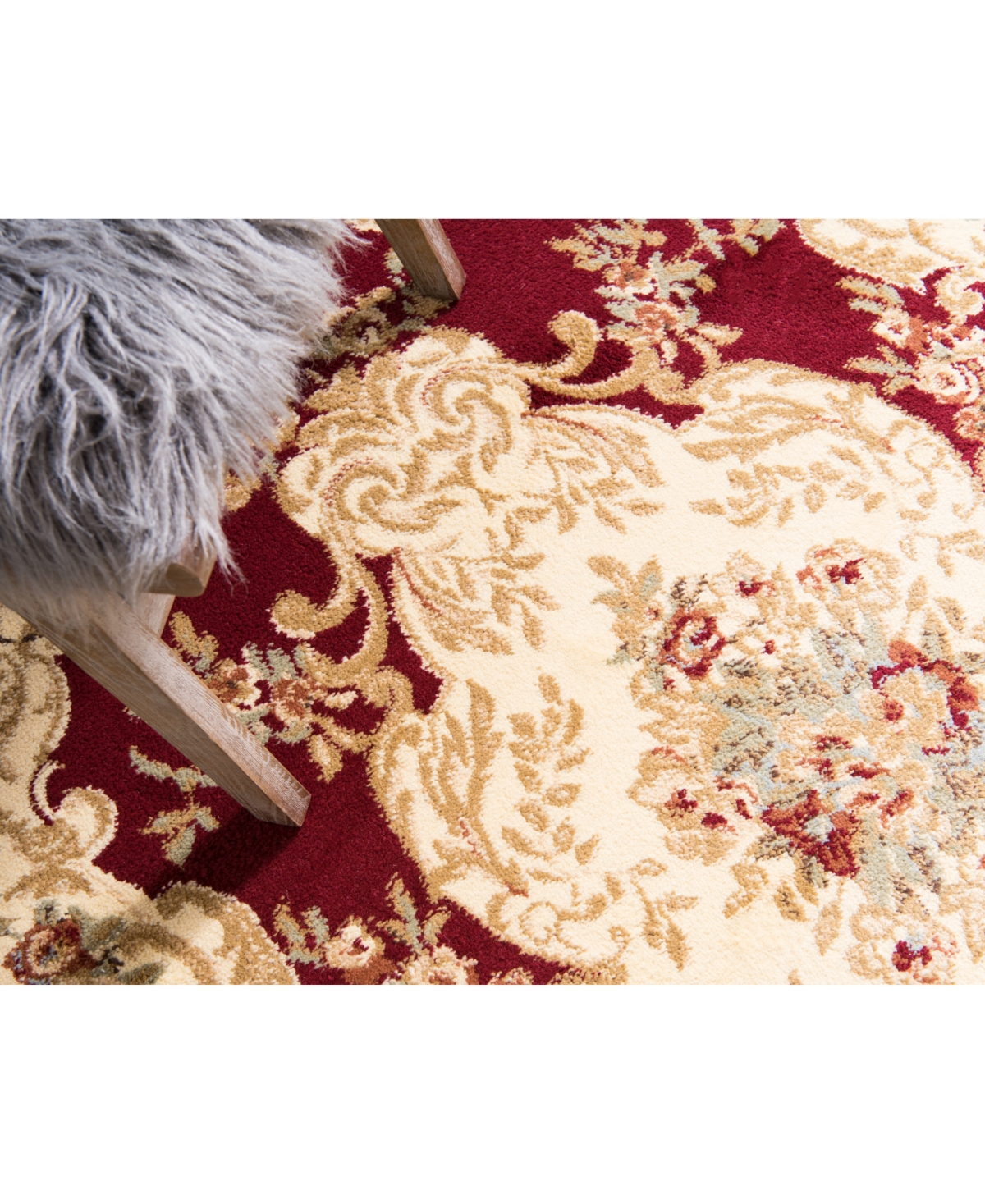 Bayshore Home Belvoir Blv5 8' x 10' Area Rug