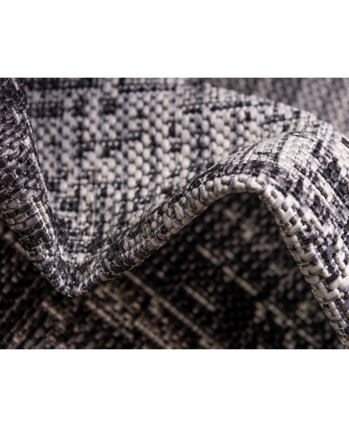 Bayshore Home Outdoor Pashio Pas7 Area Rug