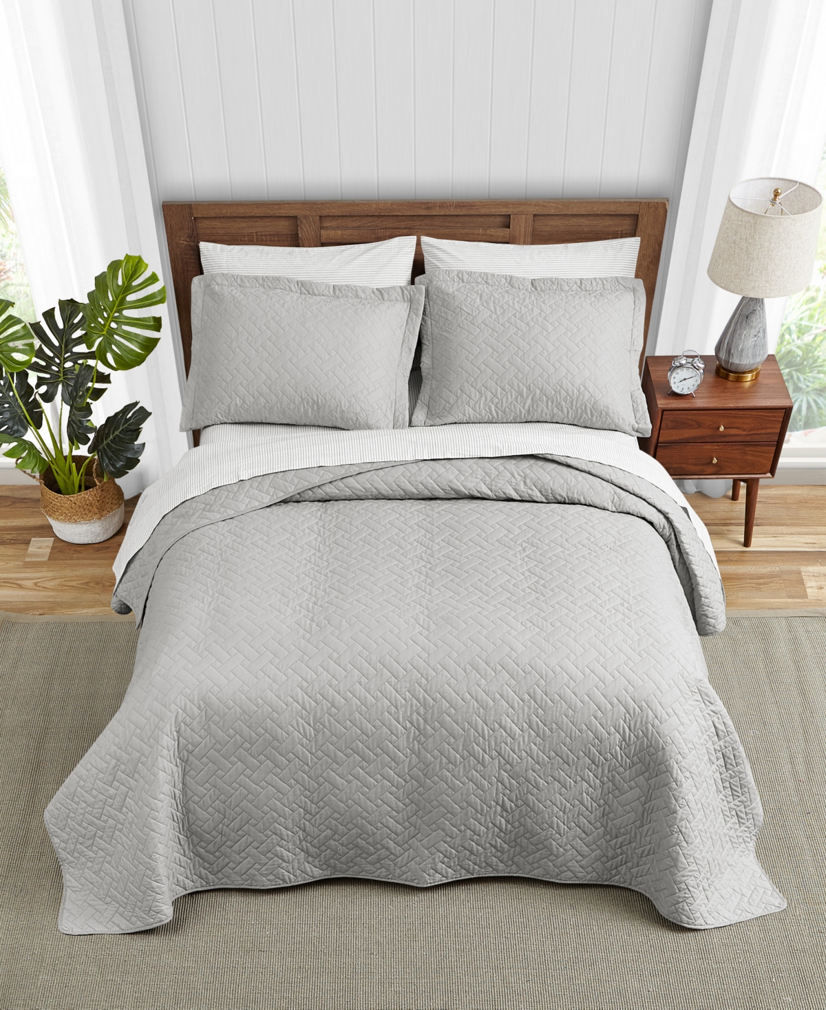 Tommy Bahama Home Tommy Bahama Raffia Solid Cotton Reversible 3 Piece Quilt Set, Full/queen Bedding In Grey