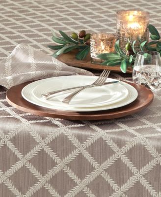 Laurel Leaf Table Linen Collection