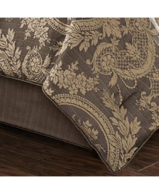 Five Queens Court Neapolitan Comforter Sets