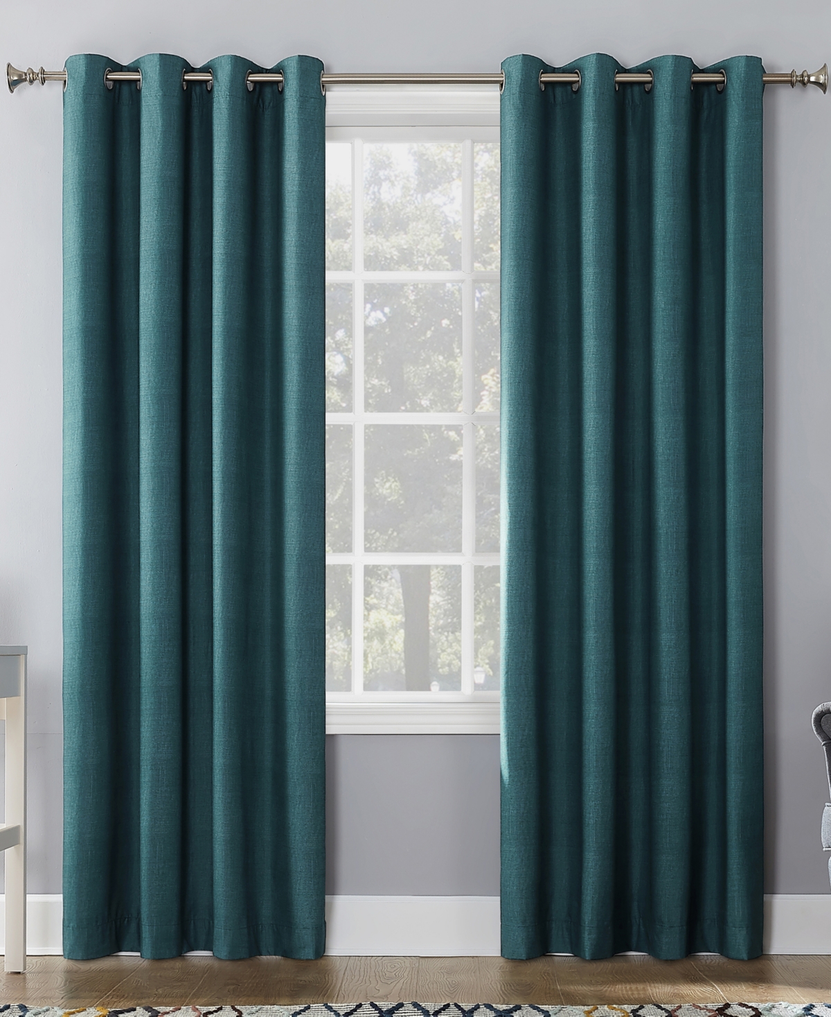 Sun Zero Duran Thermal Insulated 100% Blackout Grommet Curtain Panel