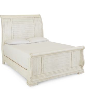 Trisha Yearwood Home - Homecoming King Sleigh Bed