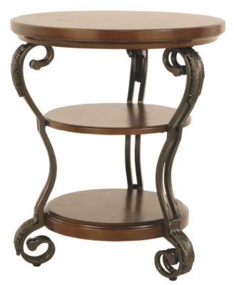 Signature Design By Ashley - Nestor Chairside End Table