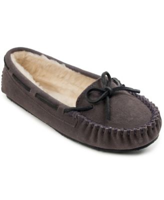 minnetonka cally moccasins