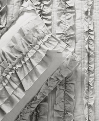 Belle Ruffle 3-Pc. Quilt Set, Full/Queen