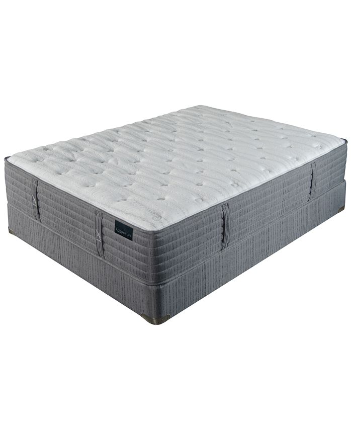 King Koil Xtended Life Grayson 14" Firm Mattress Set California King