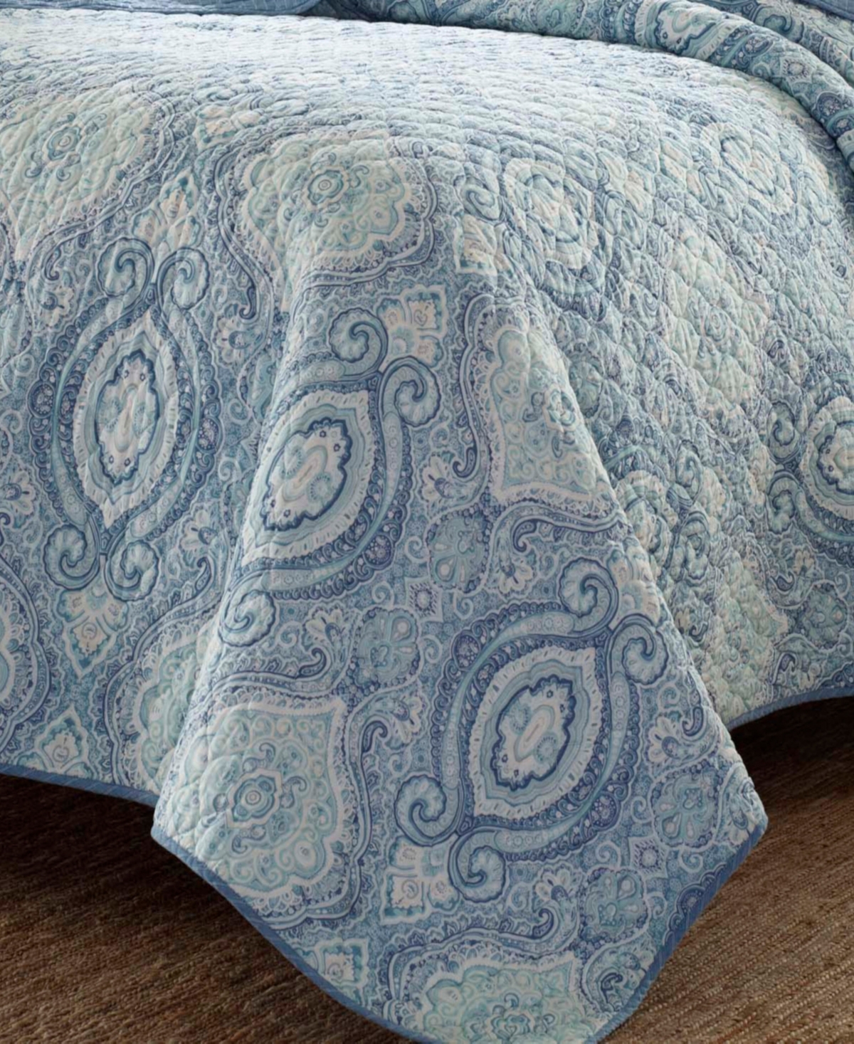 Closeout! Tommy Bahama Turtle Cove Cotton Reversible 3 Piece Quilt Set