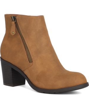 https://slimages.macysassets.com/is/image/MCY/products/4/optimized/15652838_fpx.tif?wid=300&fmt=jpeg&qlt=100