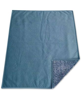 Estex Home Fashions - Reversible Velvet Pinsonic Fleece Throw