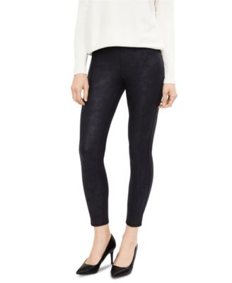 A Pea in the Pod - Post-Pregnancy Faux-Leather Leggings