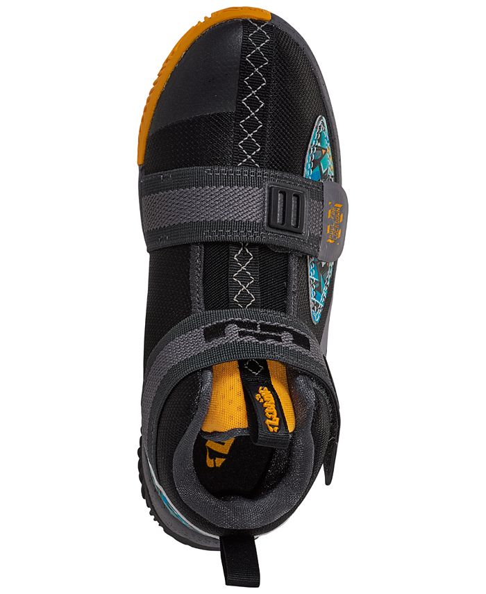 boys lebron soldier 13