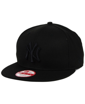 NEW ERA NEW YORK YANKEES TRIPLE BLACK 9FIFTY SNAPBACK CAP