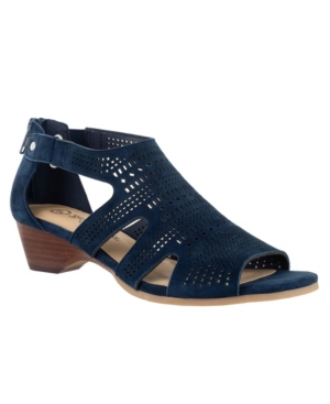 Bella Vita Quinby Wedge Sandals Women's Shoes