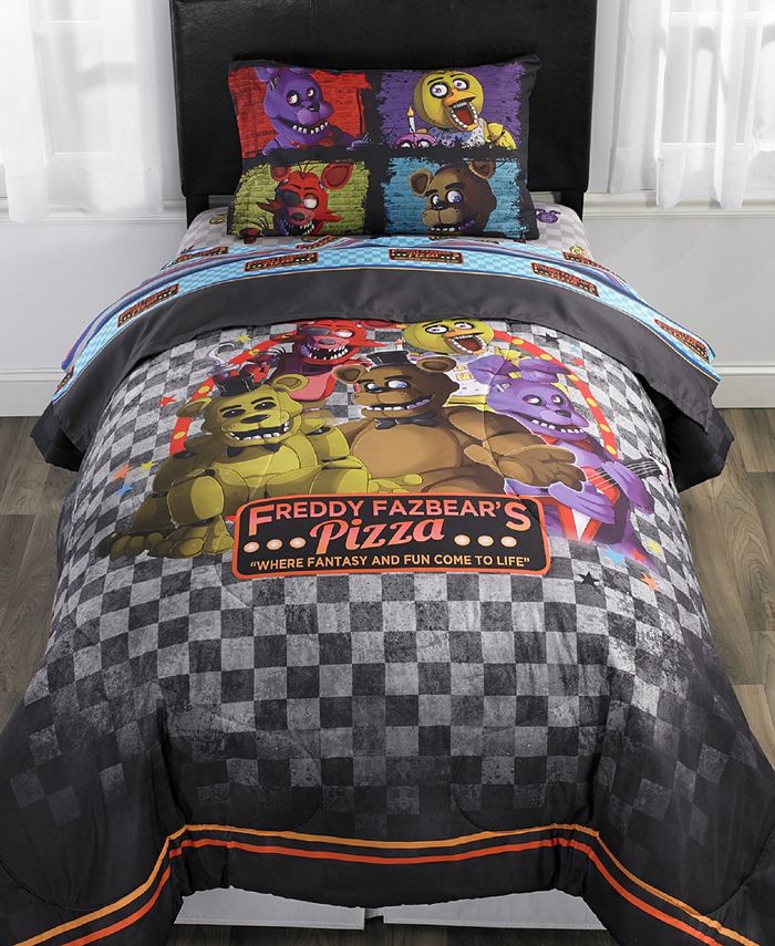 Five Nights at Freddy's Bedding Set Twin Bed in a Bag with Bonus Tote, 5  Piece