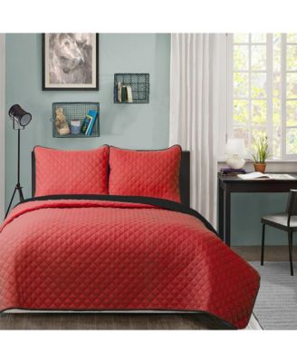 Universal Home Fashions - University Solid Reversible 2pc Twin XL quilt set Red reverse to Black