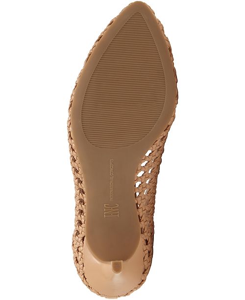 inc zitah mid heel pump