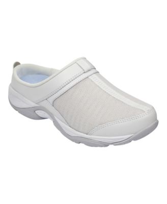 easy spirit slip resistant shoes