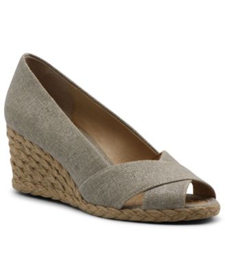 adrienne vittadini espadrille wedge