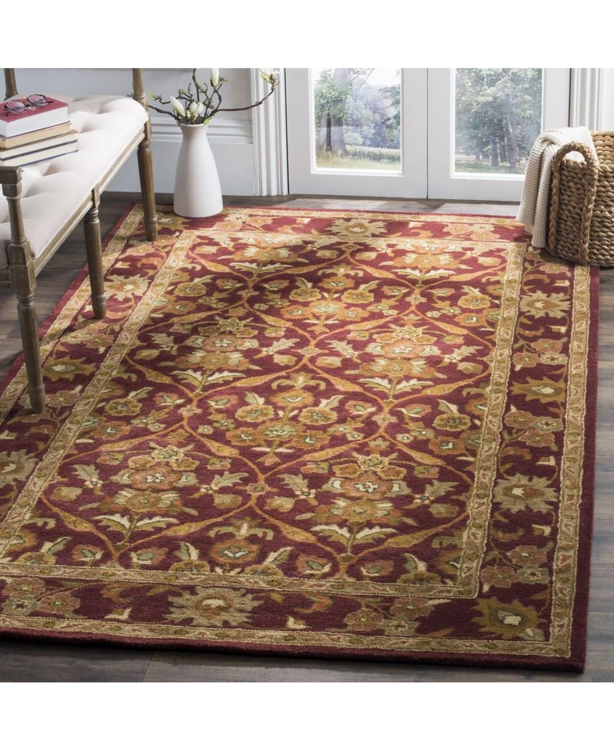 Safavieh Antiquity At51and Gold Area Rug - Wine