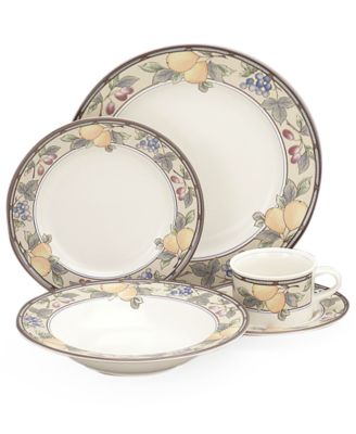 Mikasa - "Garden Harvest" Dinner Plate