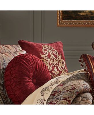 Garnet Decorative Pillow, 18" x 18"