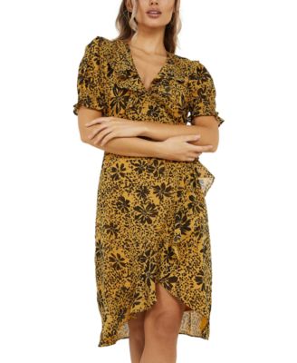 quiz yellow dress