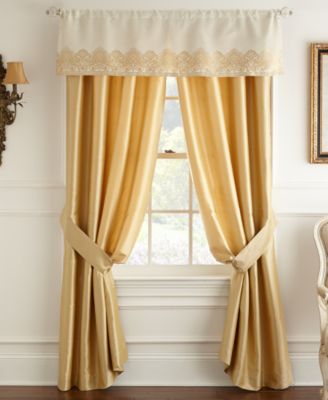 Waterford - Sutton Square 55" x 21" Window Valance