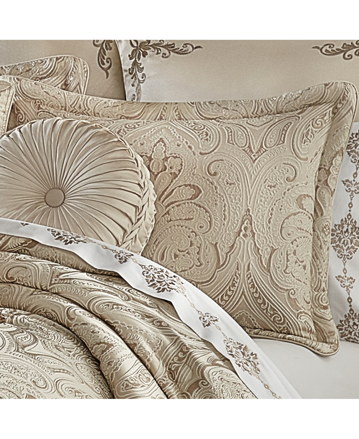 J Queen New York Trinity 4-Pc. Comforter Set