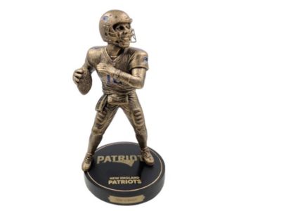 Forever Collectibles - New England Patriots Bronze Figurine Tom Brady