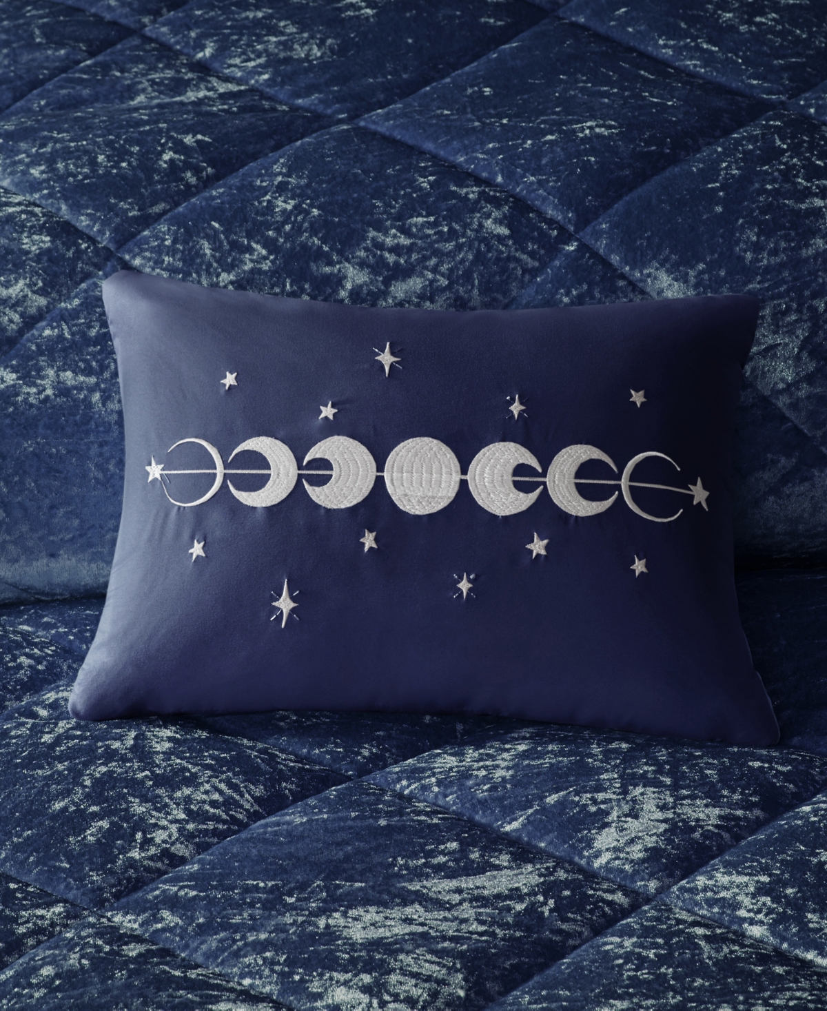 Intelligent Design Felicia Velvet 4-pc. Comforter Set, King/california King In Navy