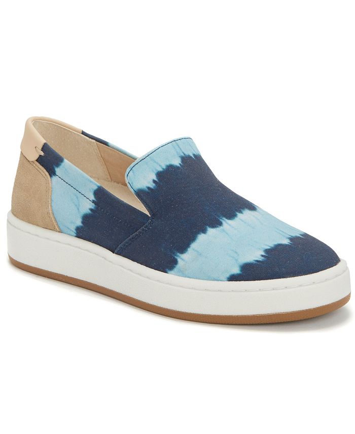 under armour charged escape 3 ladies running shoes