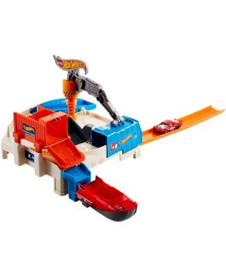 Hot Wheels - HW CITY EMC THEMED PLAY SET AST