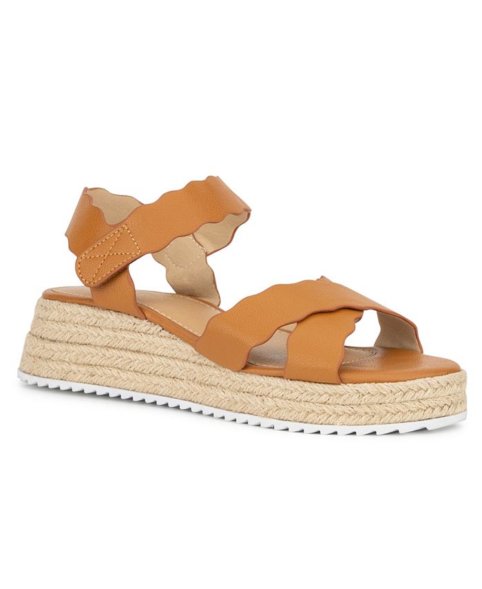 Olivia Miller Women s Trinity Scalloped Espadrille Wedge Sandals