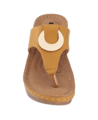 Women's Genelle Thong Wedge Sandals